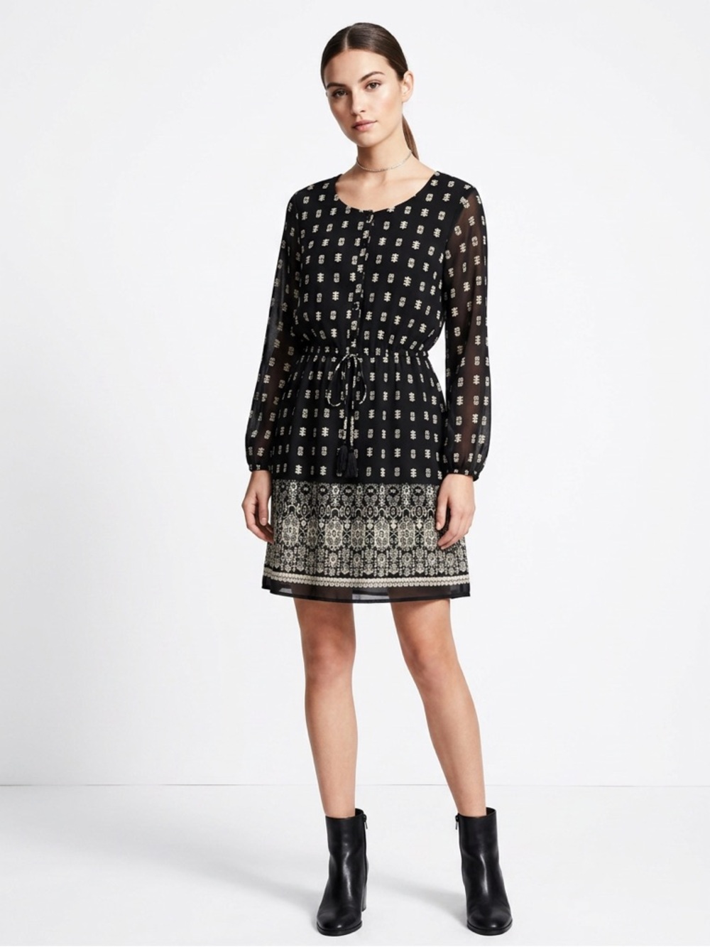 Japna Black and White Long-Sleeve Tie-Waist Dress never worn